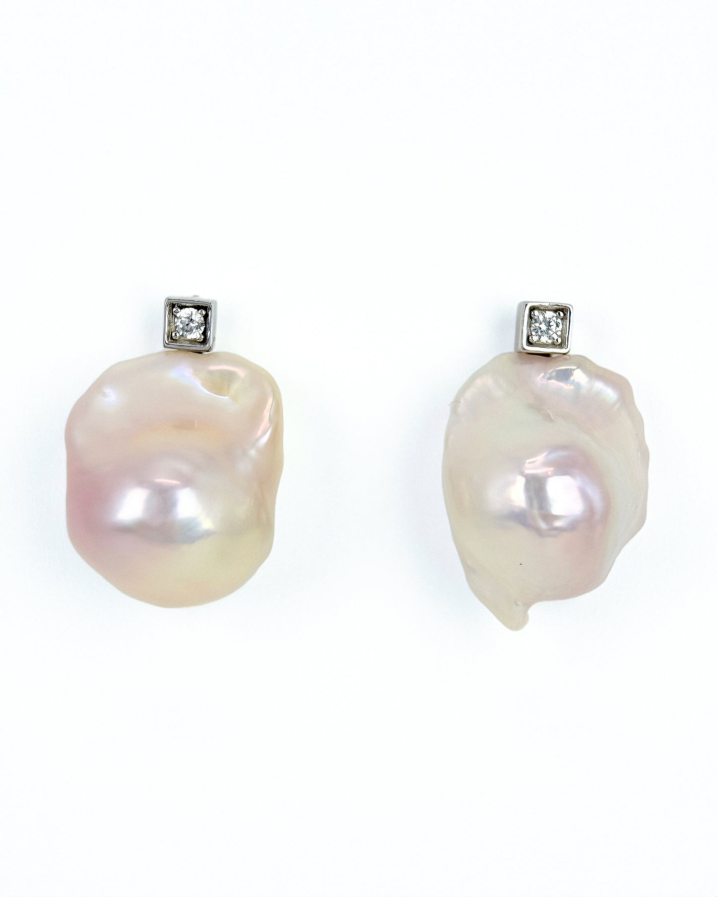 Minori | Baroque freshwater pearl Earrings