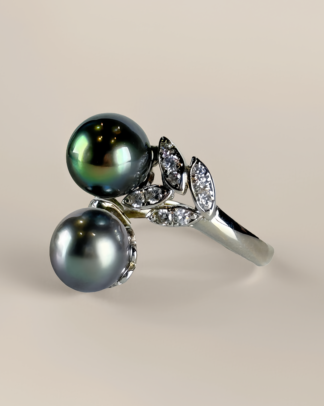 Eirleaf | Adjustable Ring with twin Tahitian Pearl