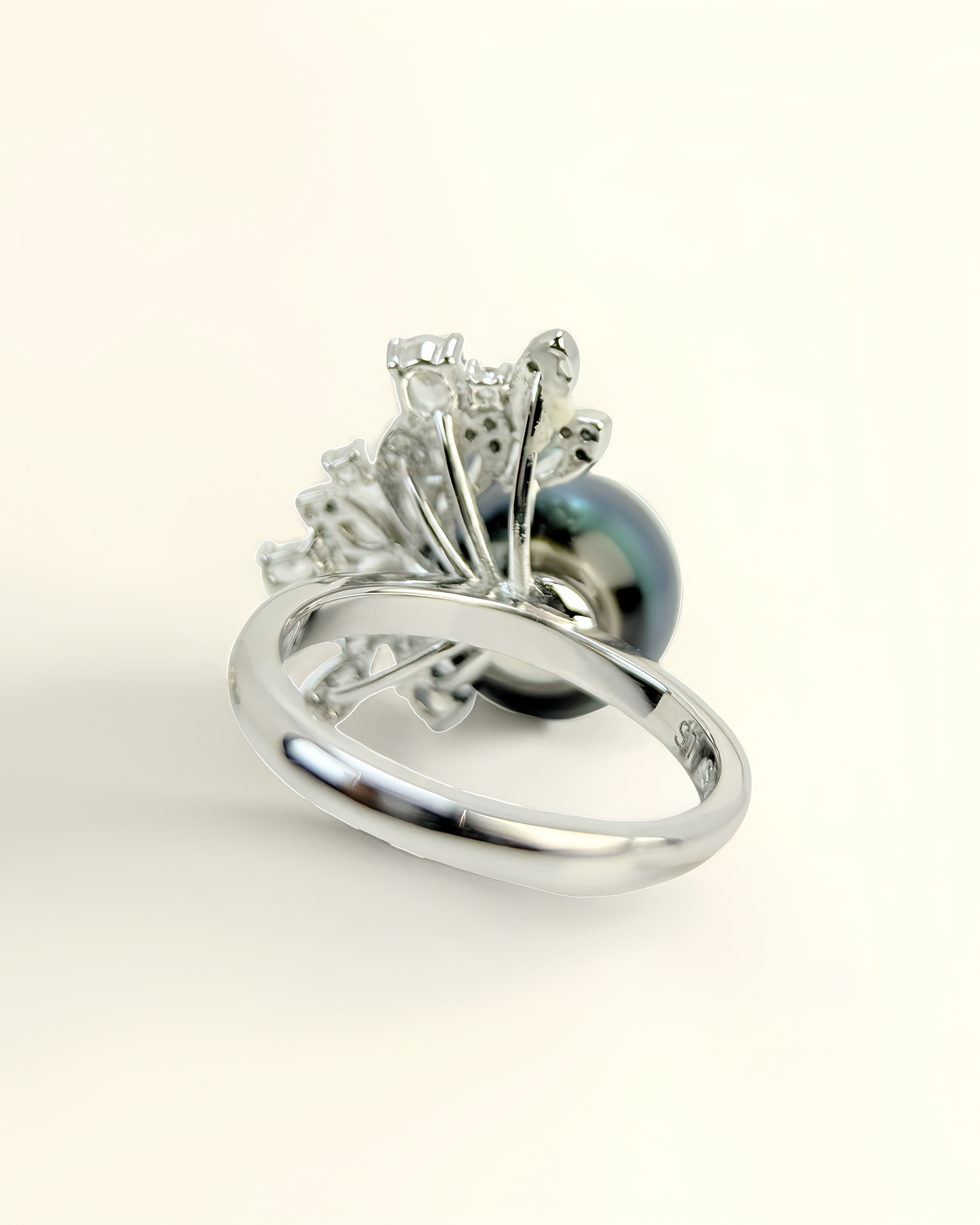 ELORA | The bloom of night Ring
