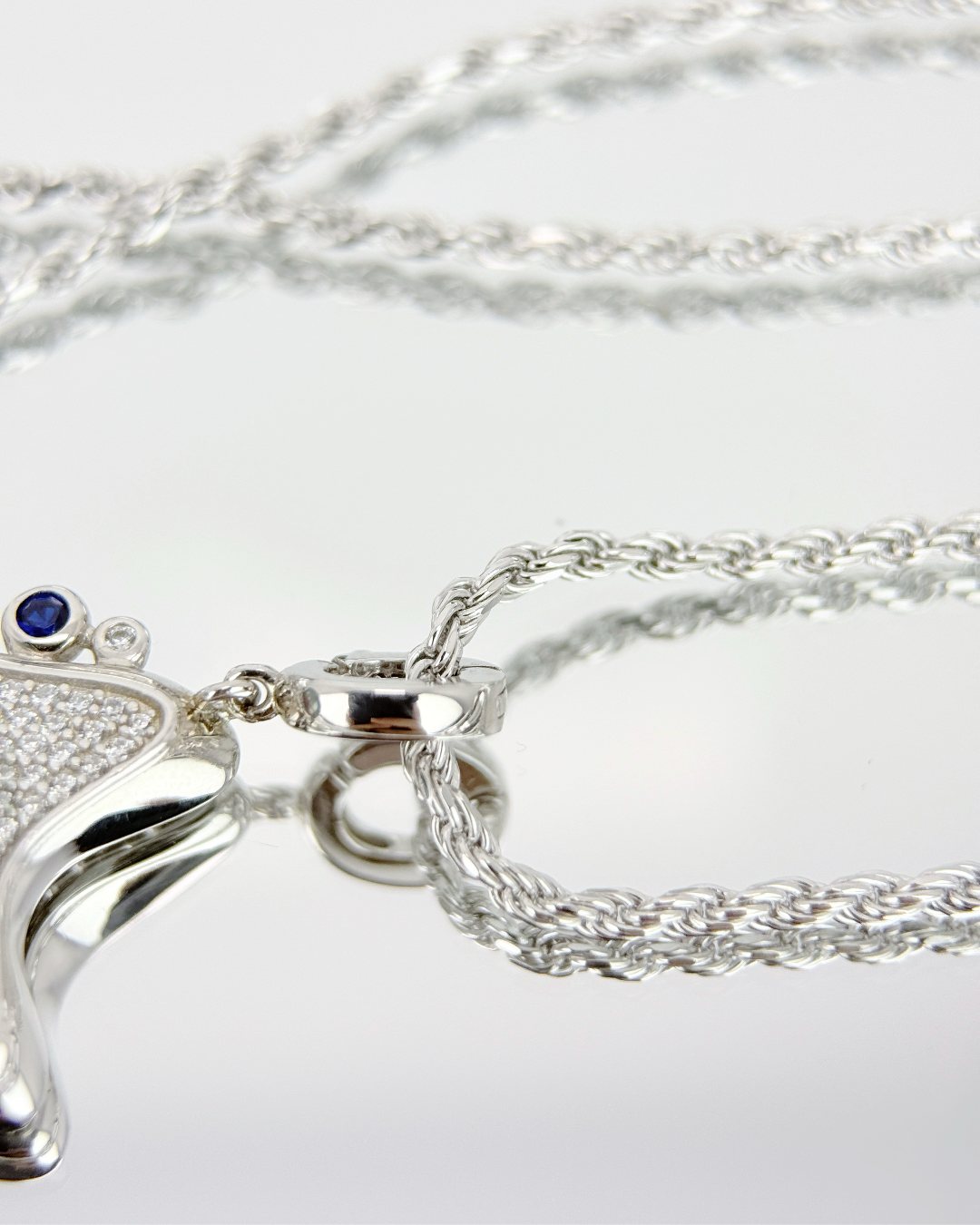 STELLARA | The Sea Star Pendant