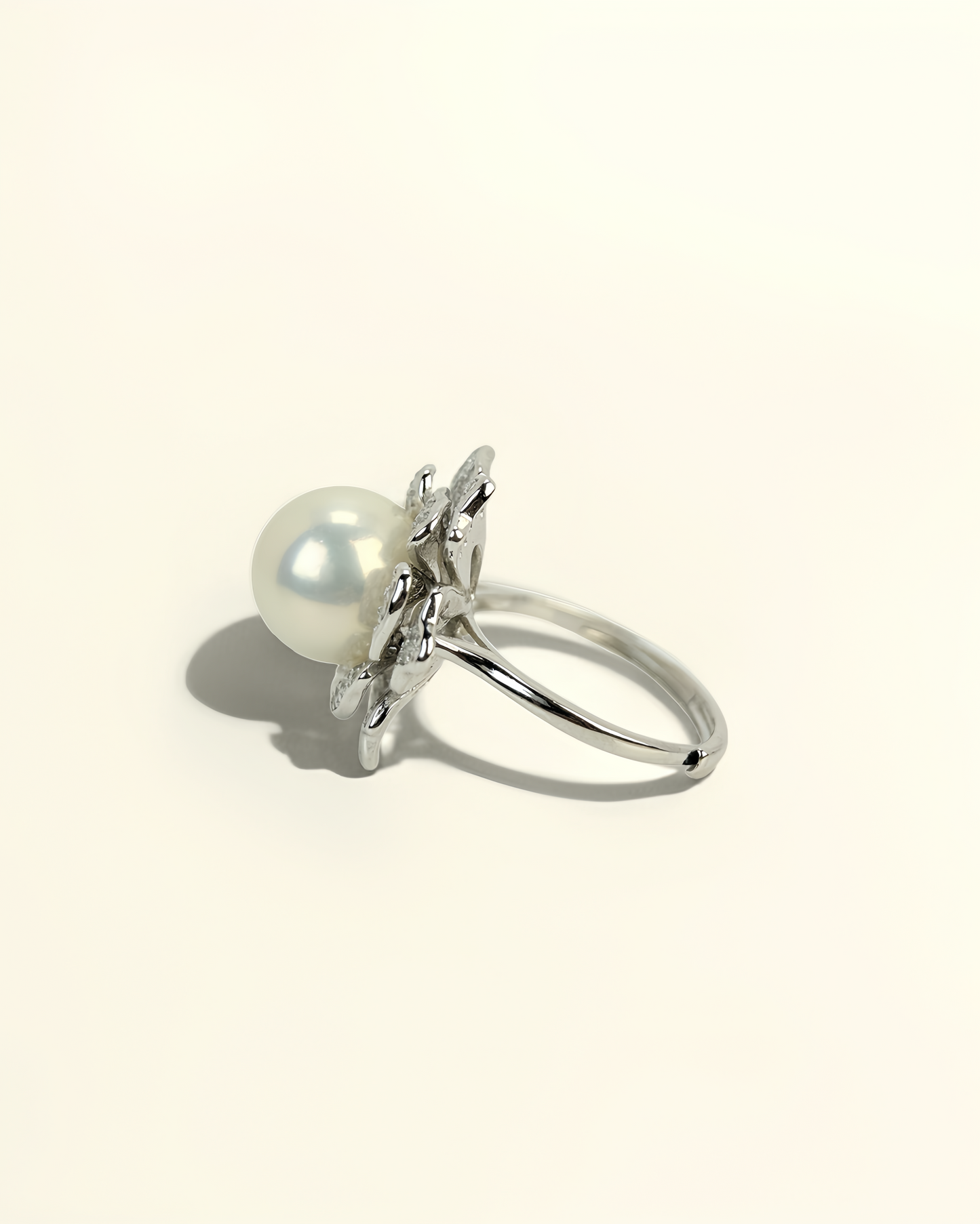 ALBALOTUS | The Lotus Ring