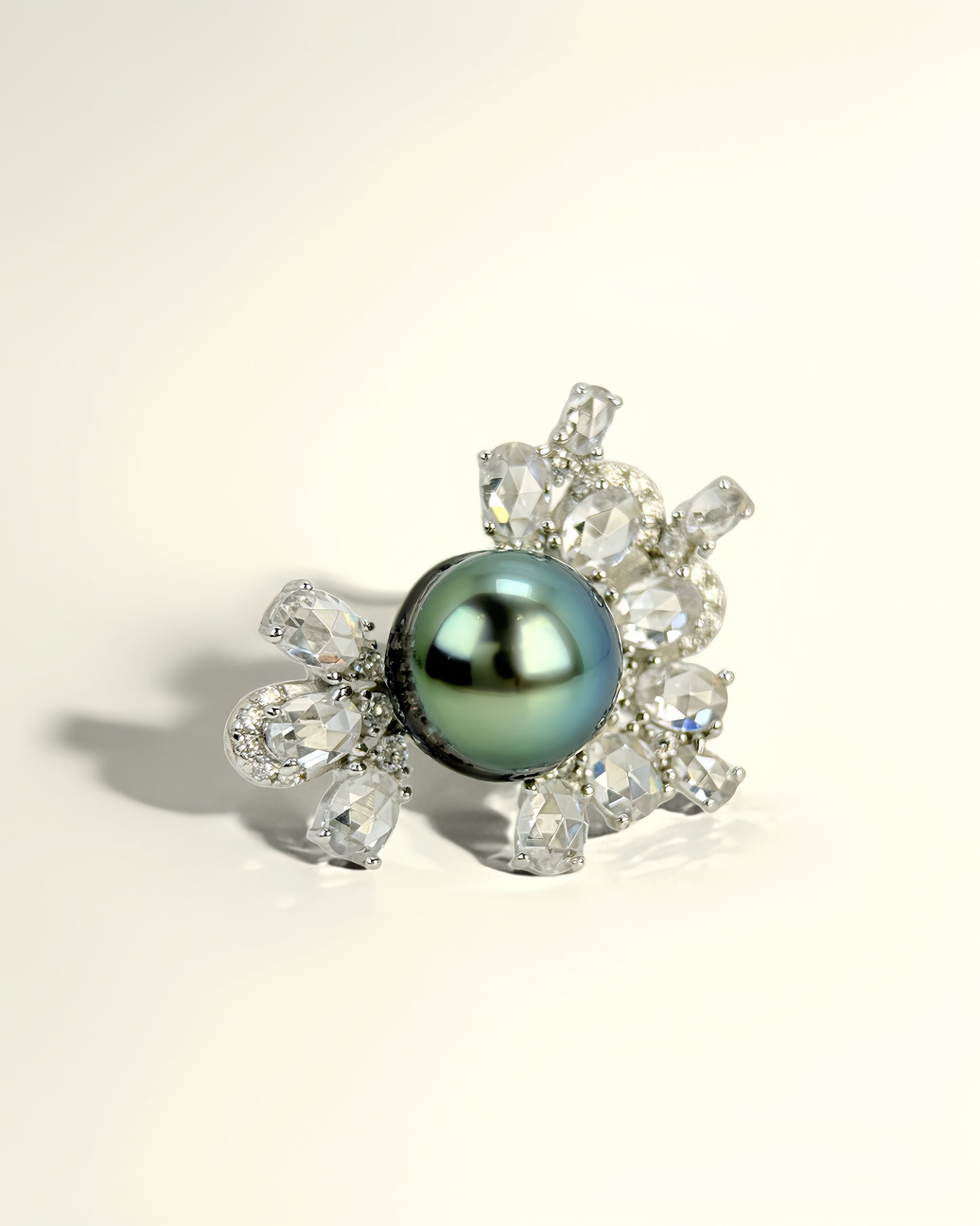 ECLIA | Starburst Ring