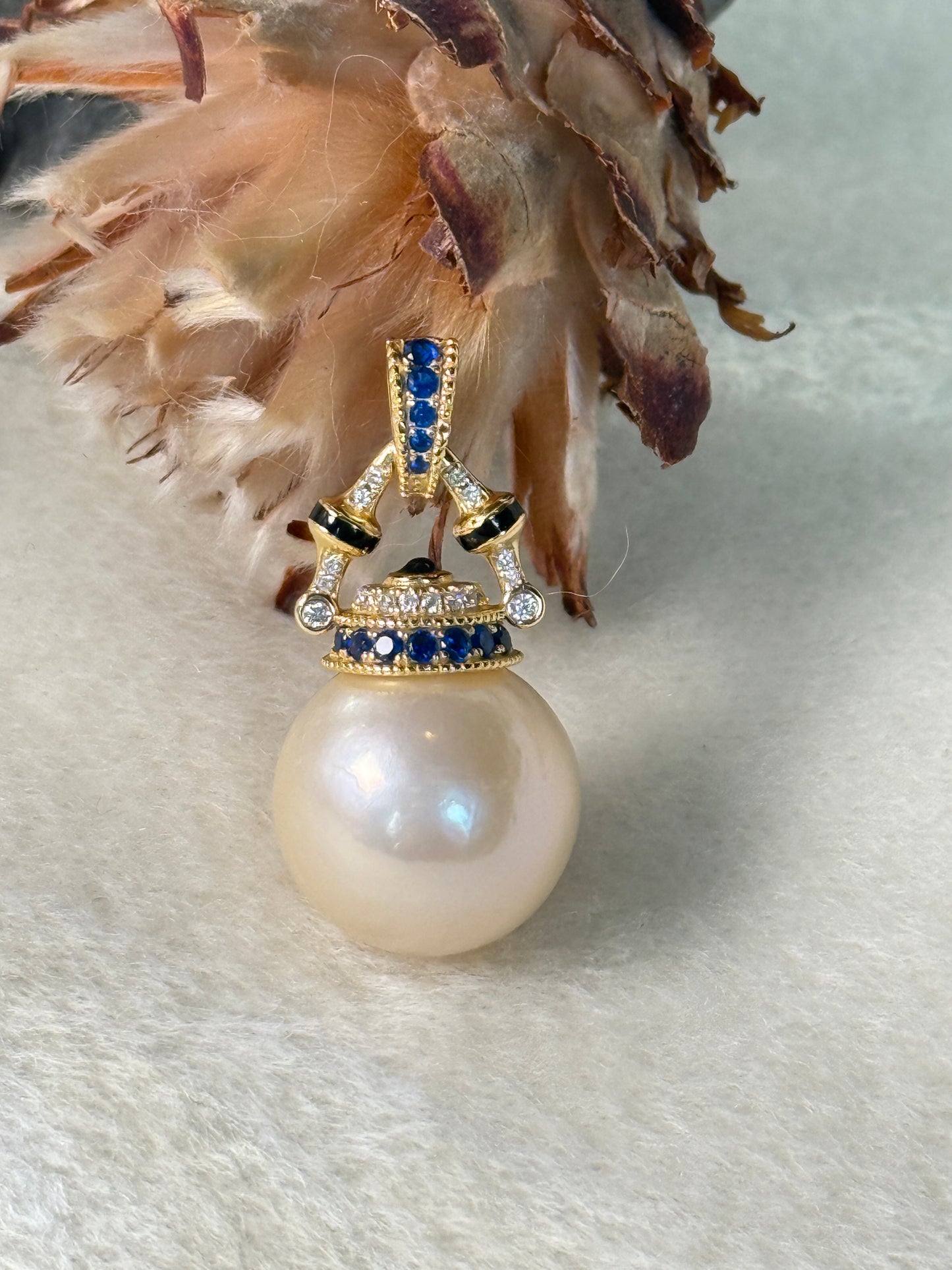 Elara | Teapot Pendant with Rare Cream-Gold Pearl