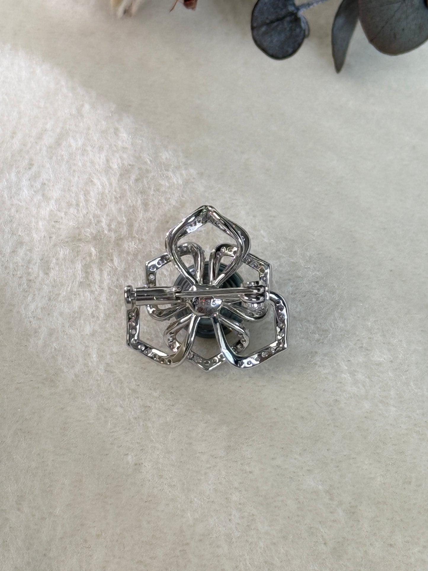 Aurora Bloom | Tahitian Pearl Brooch & Pendant