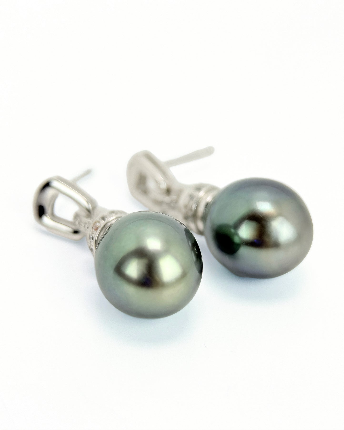 Gravess | Natural Tahitian pearls Earrings
