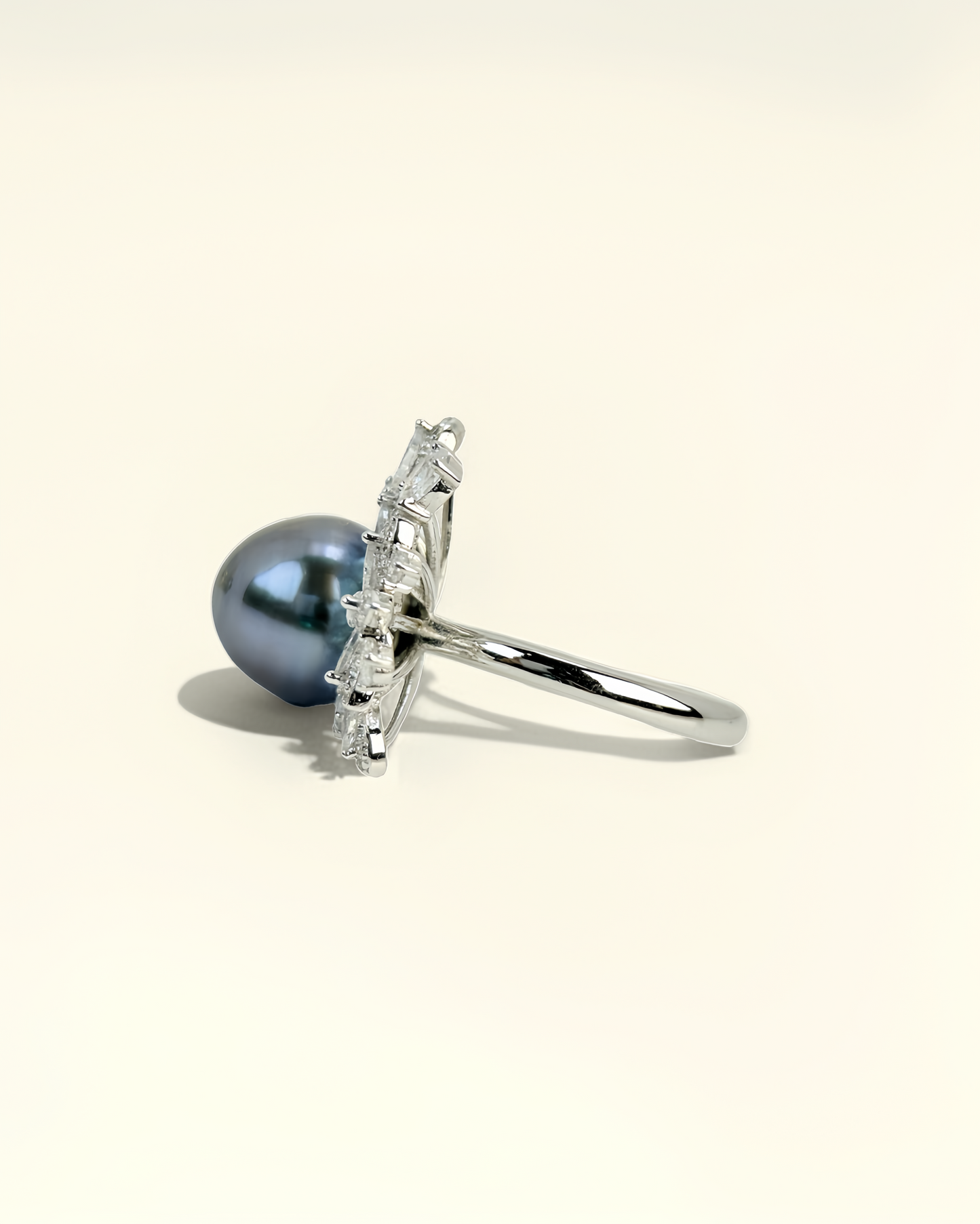 ELORA | The bloom of night Ring
