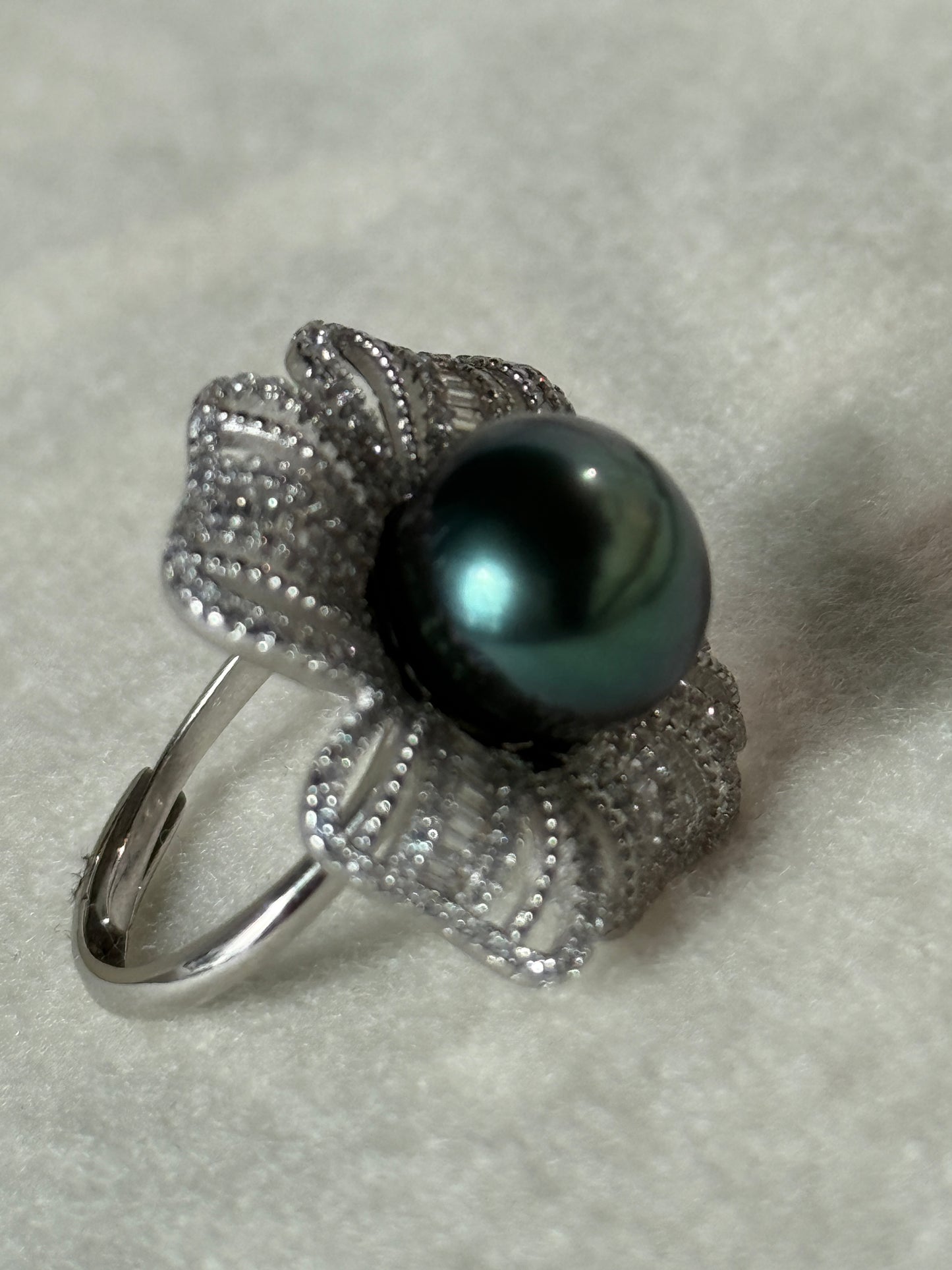 Orea | Adjustable Ring with Tahitian Pearl