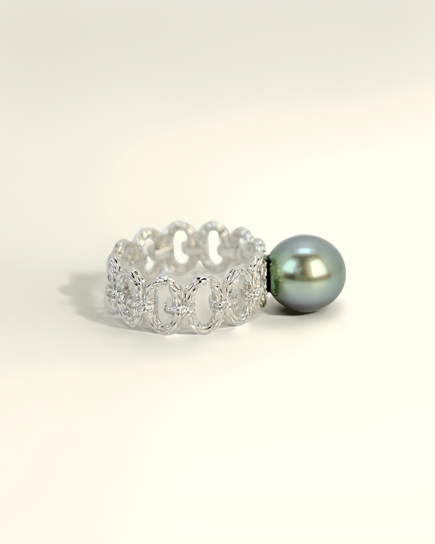 Virelle | Silver Fence Ring
