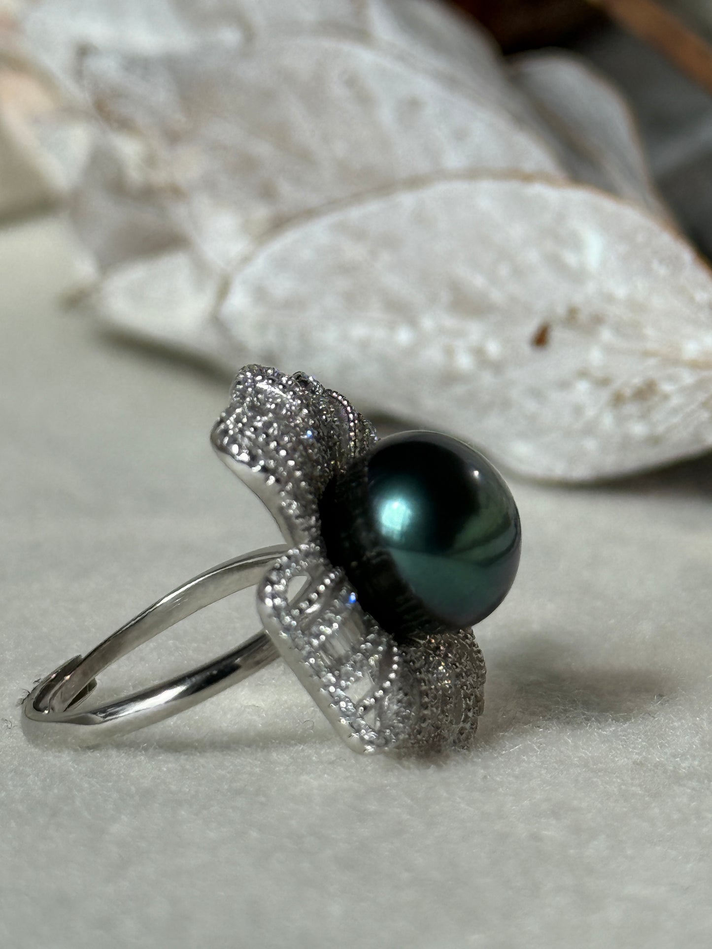 Orea | Adjustable Ring with Tahitian Pearl