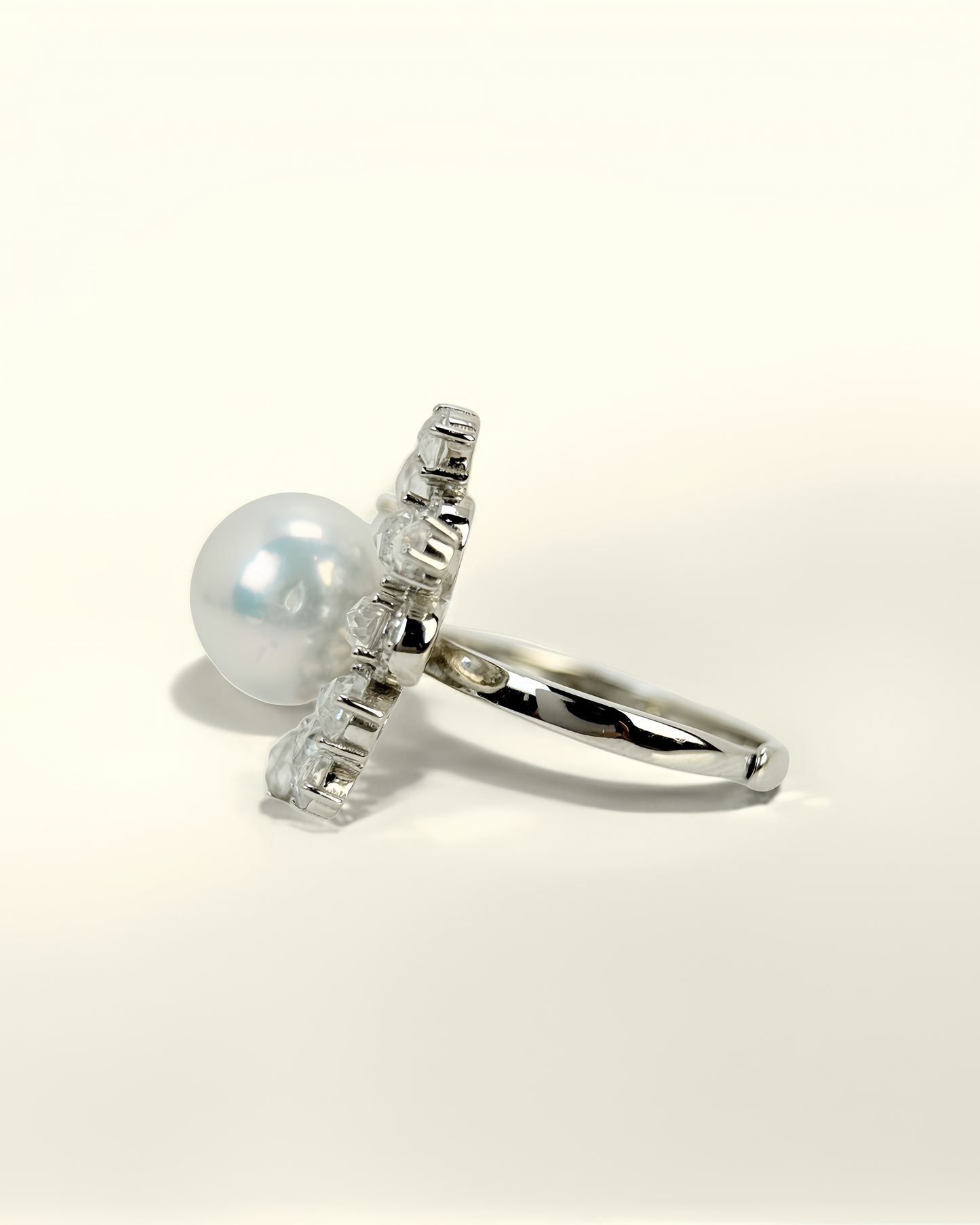 SOLÉA | Starburst Ring