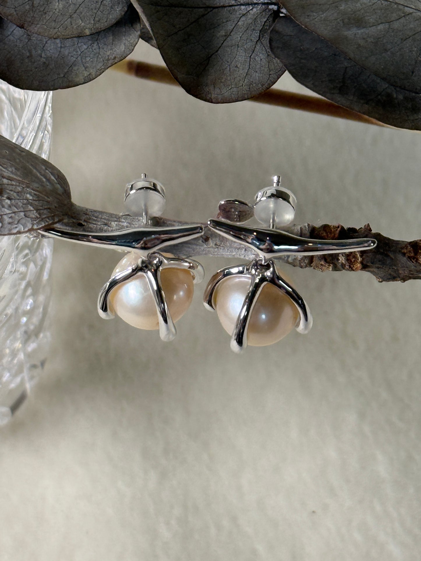 Solenne | Cream-Gold Pearl Stud Earrings