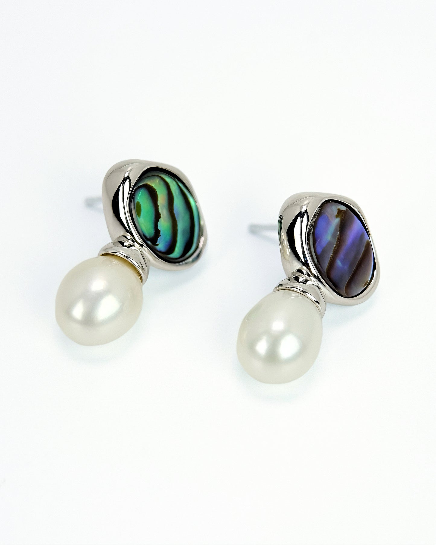 Aquira | Abalone shell and freshwater pearl Earrings
