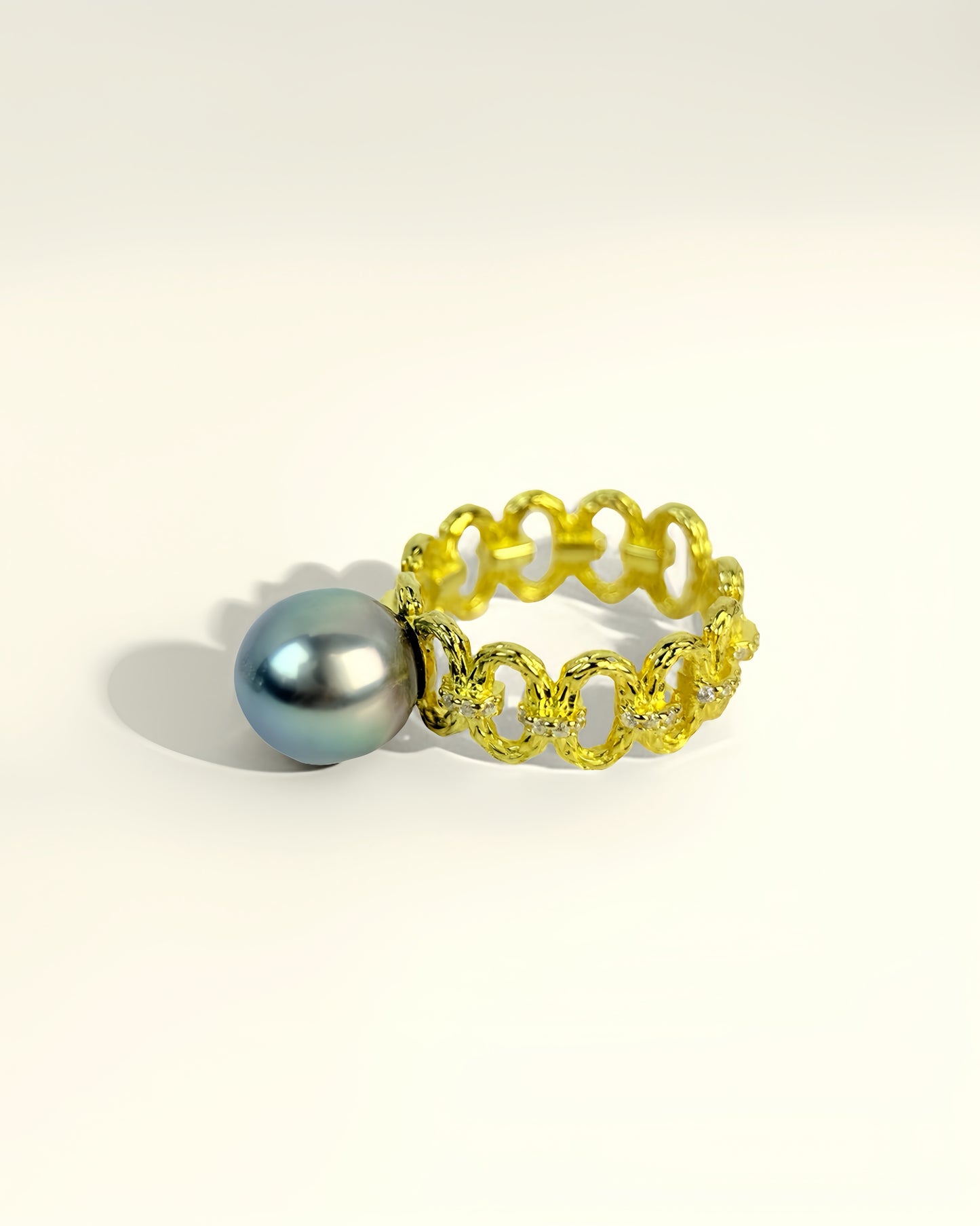 Florencea | Gate of Bloom Ring