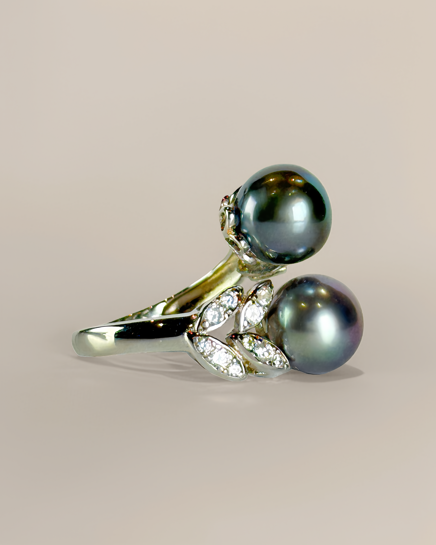 Eirleaf | Adjustable Ring with twin Tahitian Pearl