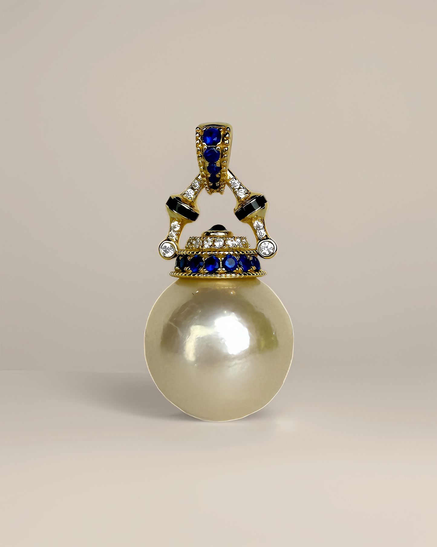 Elara | Teapot Pendant with Rare Cream-Gold Pearl