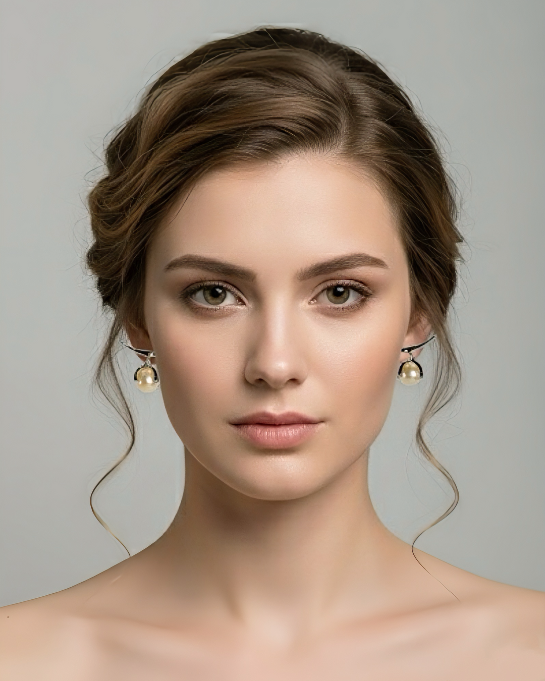 Solenne | Cream-Gold Pearl Stud Earrings
