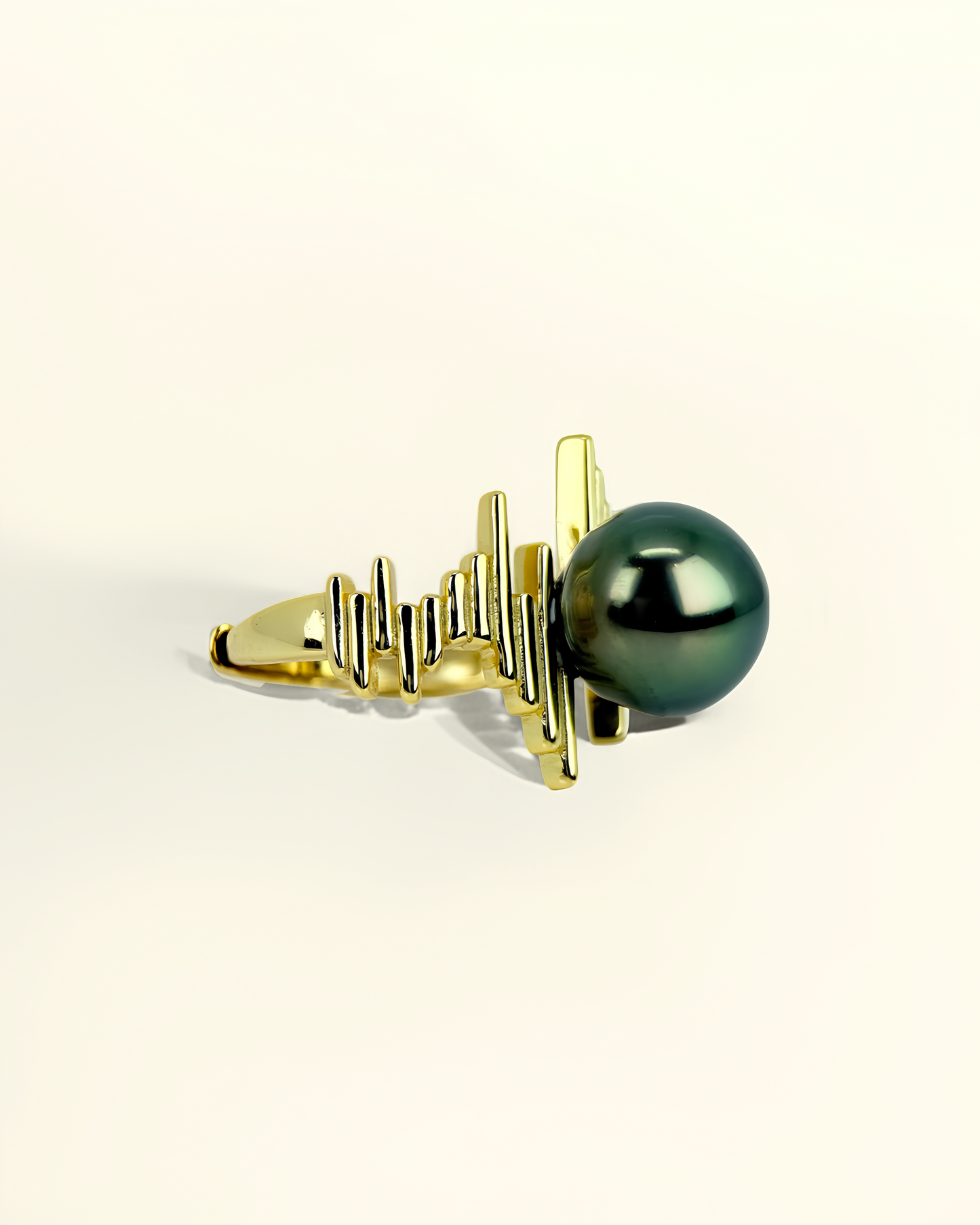Aurelia | Heartbeat Tahitian pearl Ring