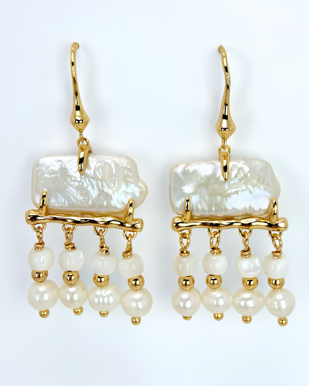 Metro Square | Baroque fresh water Earrings