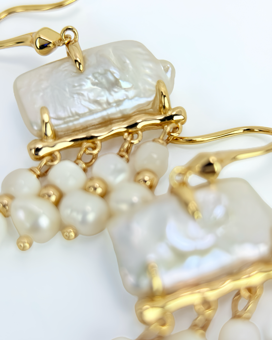 Metro Square | Baroque fresh water Earrings
