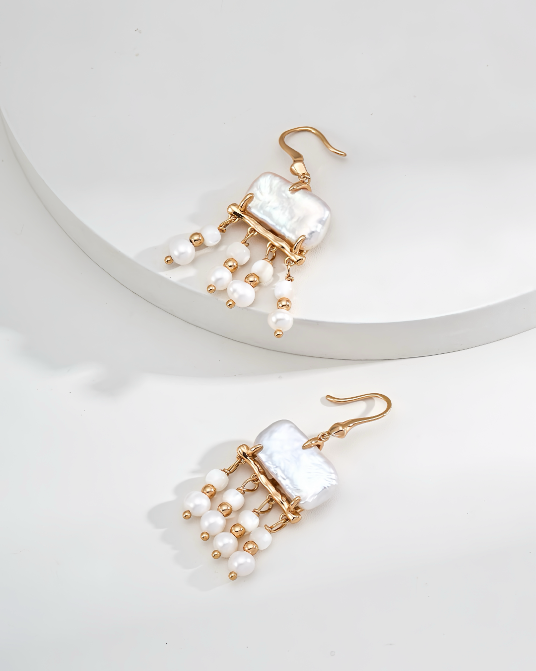 Metro Square | Baroque fresh water Earrings