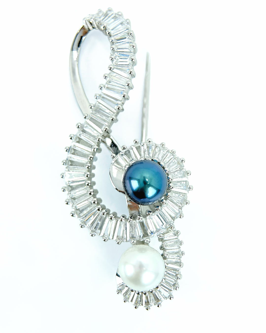 Treble Clef | Freshwater pearl Brooch