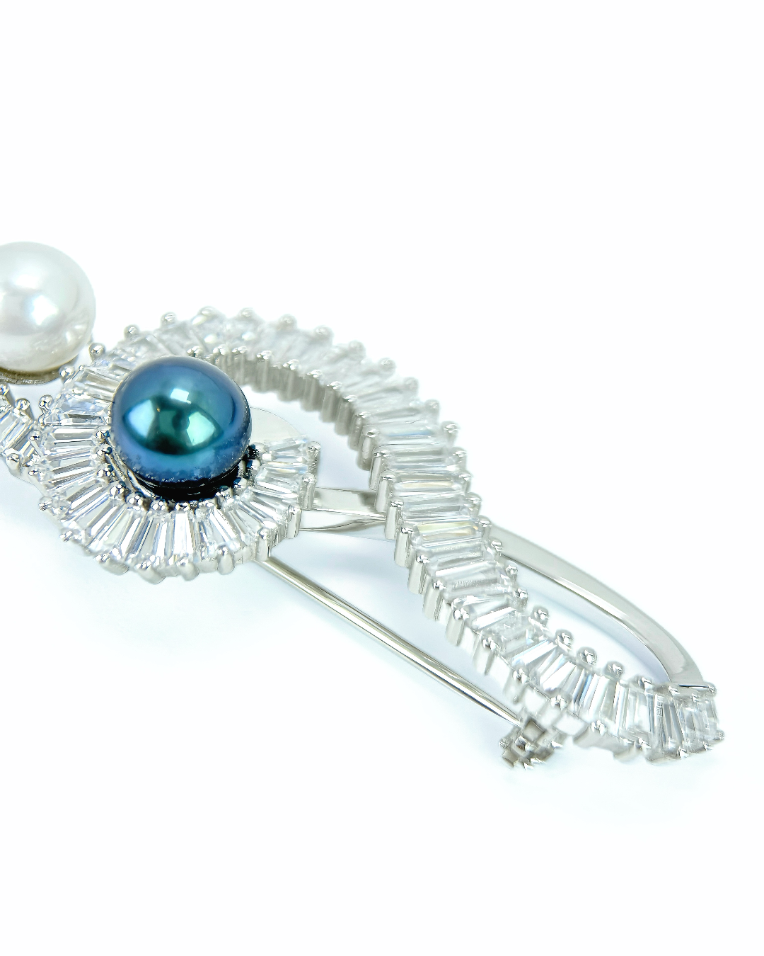 Treble Clef | Freshwater pearl Brooch