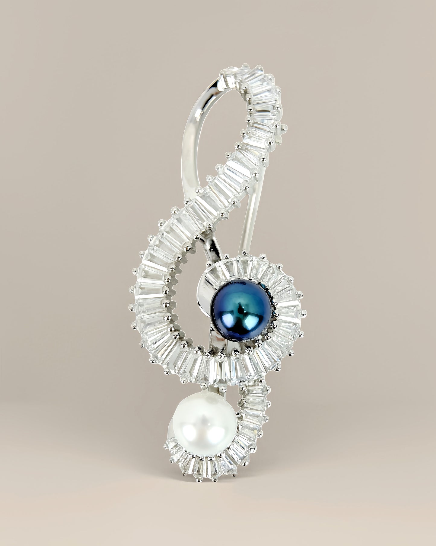 Treble Clef | Freshwater pearl Brooch