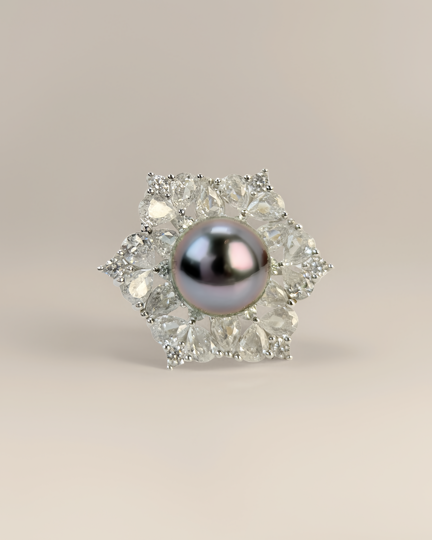 Nevira | Violet Snow Ring