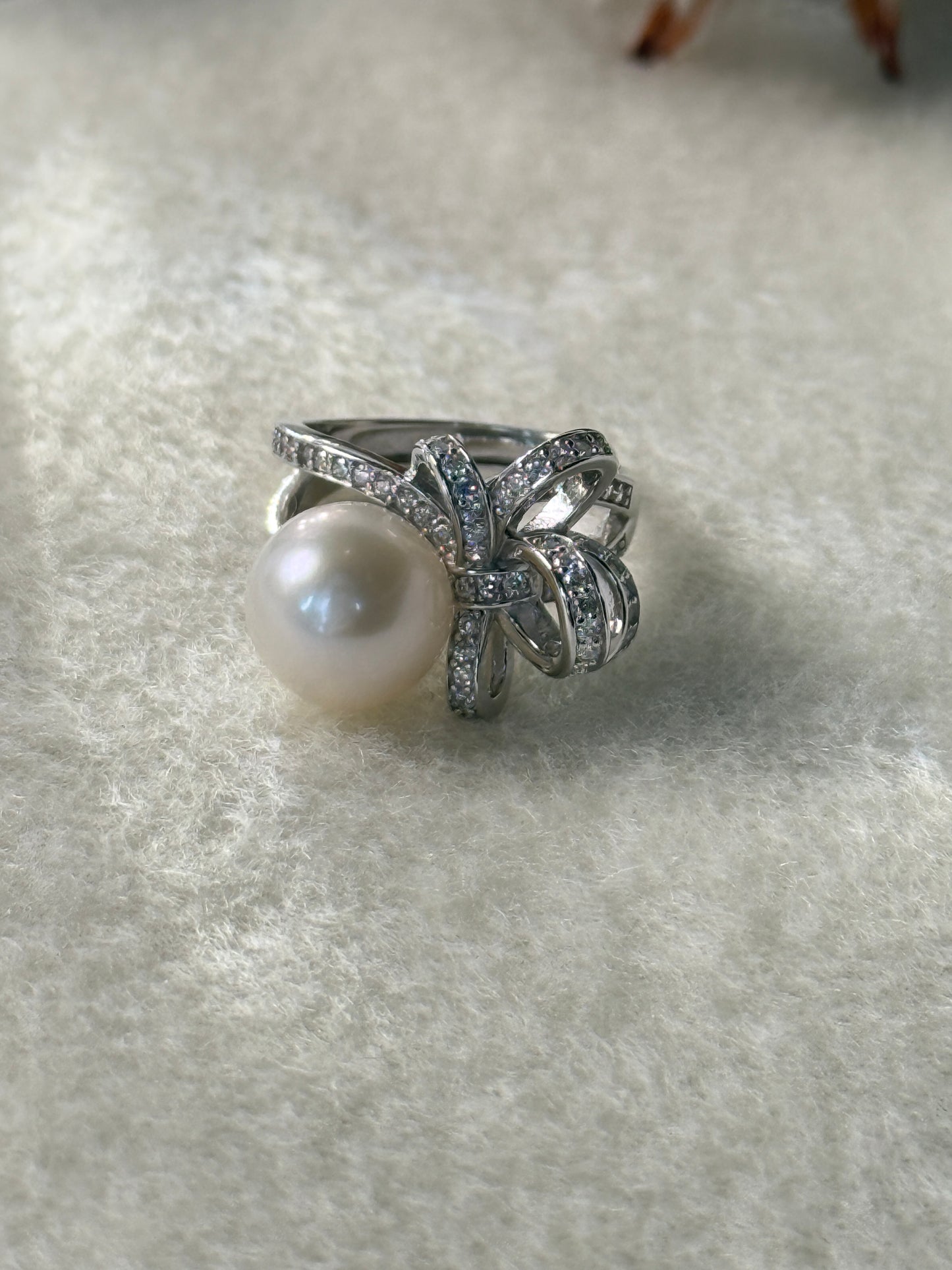 Odette | Adjustable Ring with White Freshwater Pearl