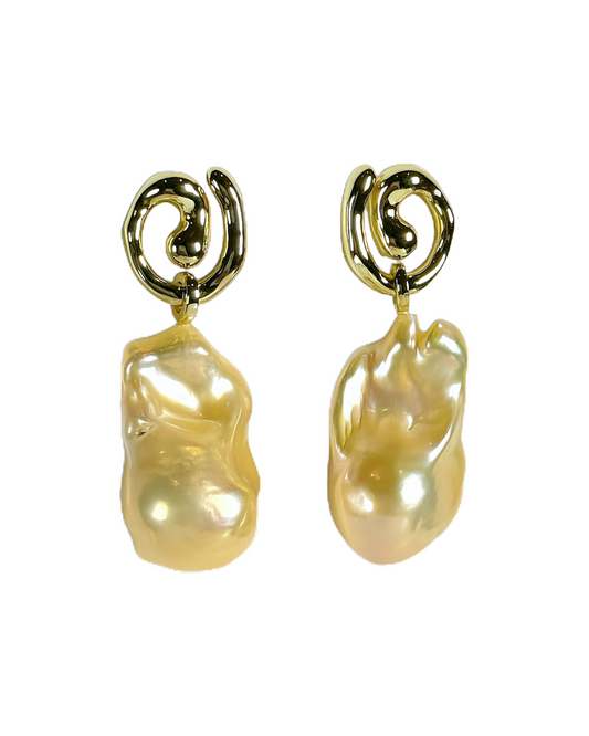 Amaris | Sculptural Baroque Pearl Earrings