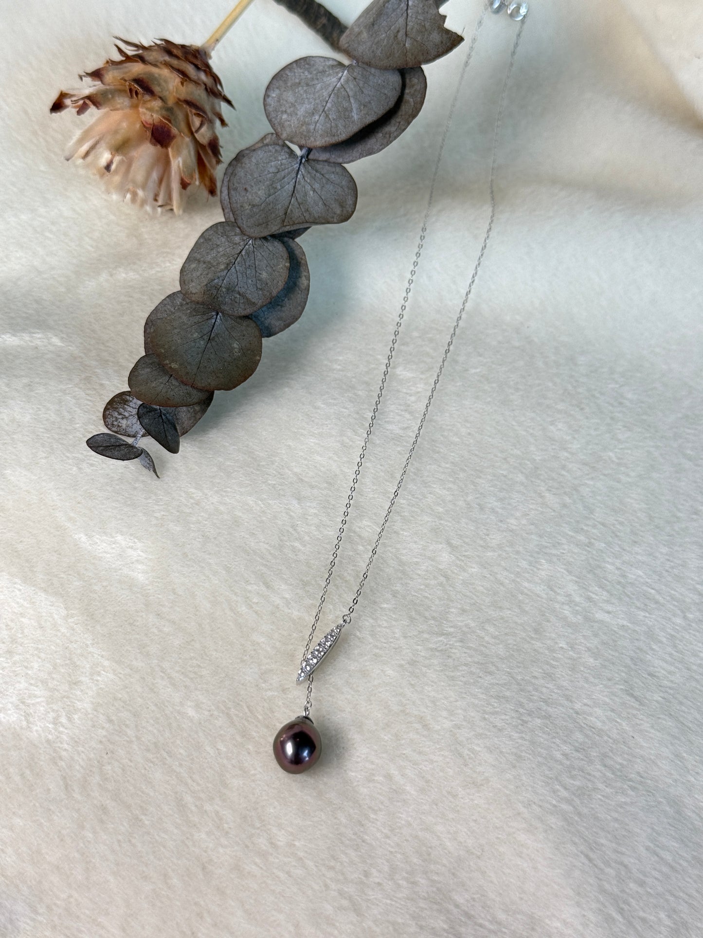 Noirdrop | Adjustable Y Necklace with Tahitian Pearl