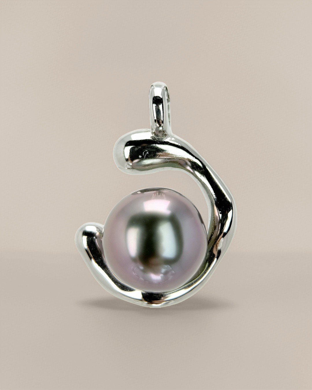 MIREA | The Moon Pendant