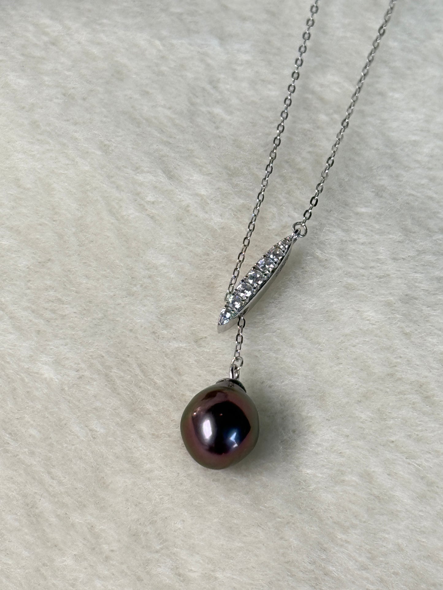 Noirdrop | Adjustable Y Necklace with Tahitian Pearl