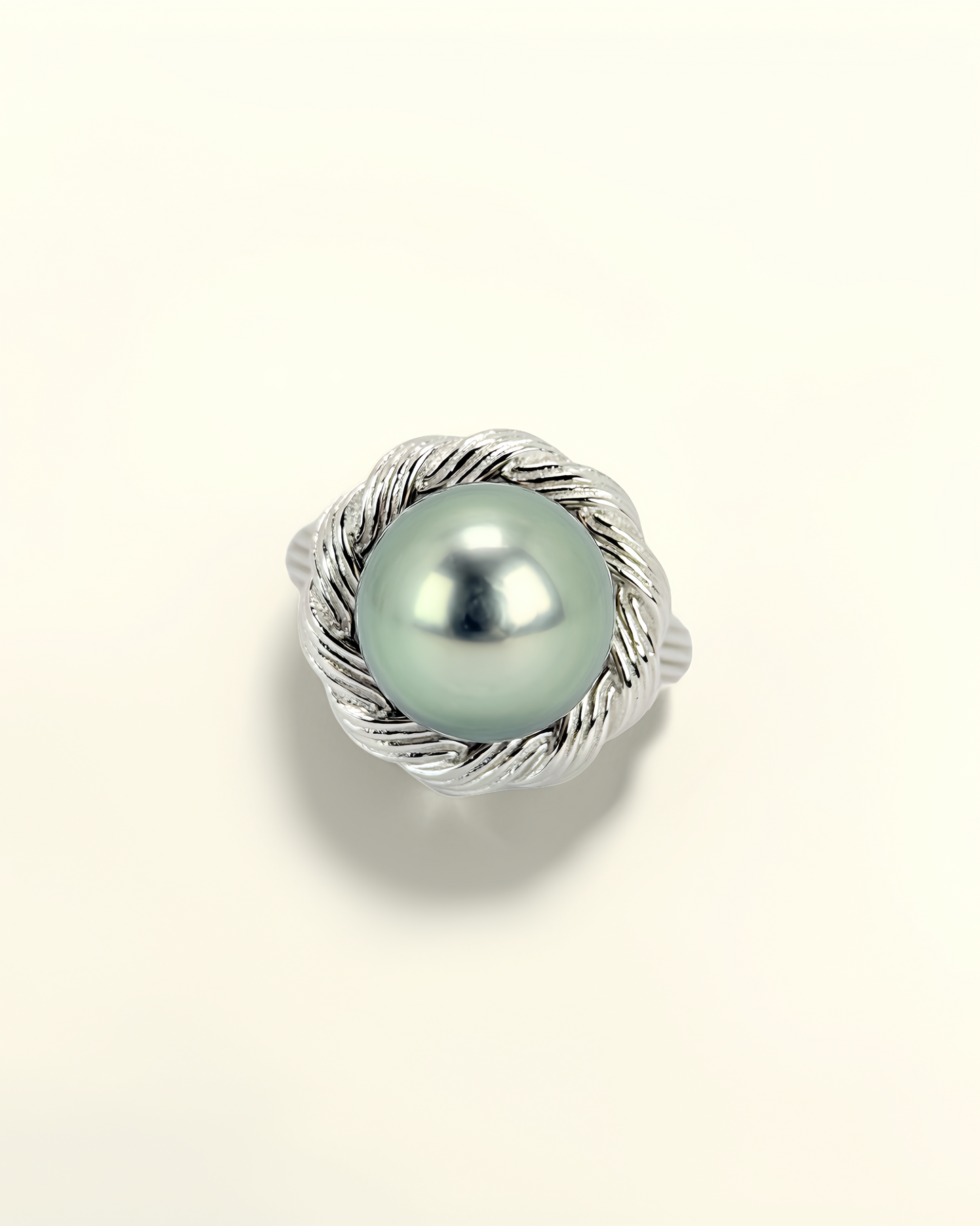 Sylvaine | Floral Ring with Green Tahitian Pearl
