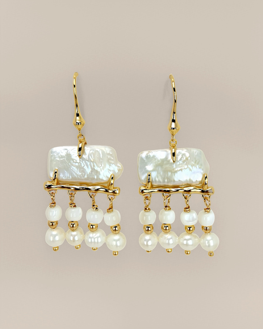 Metro Square | Baroque fresh water Earrings