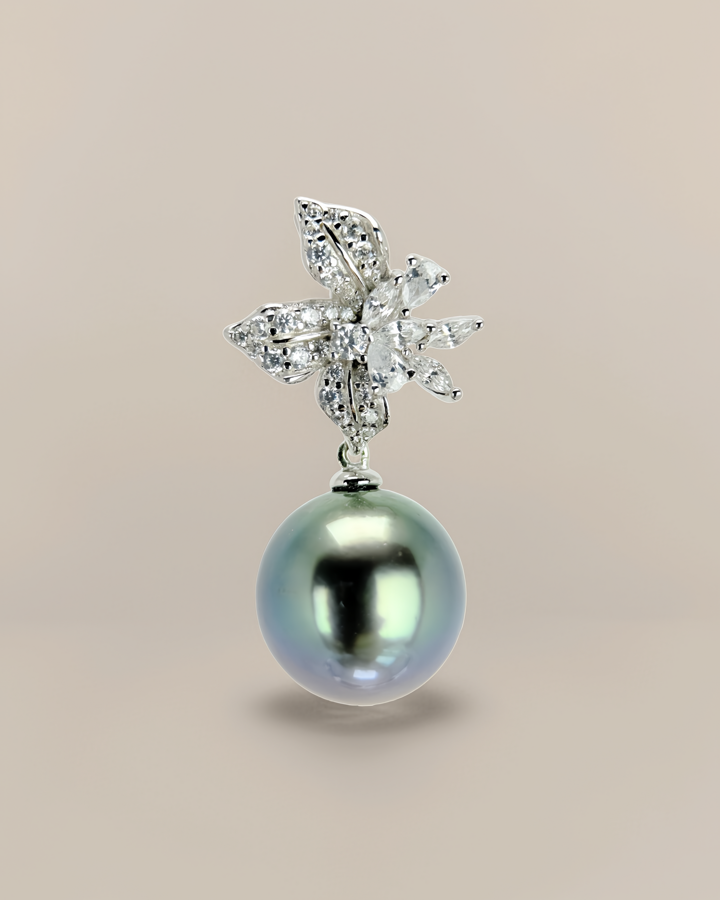 BLUMA | Blooming Pendant