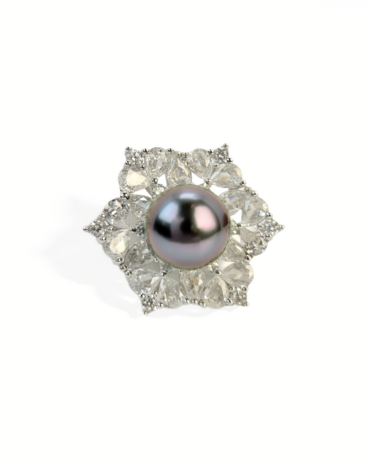 Nevira | Violet Snow Ring