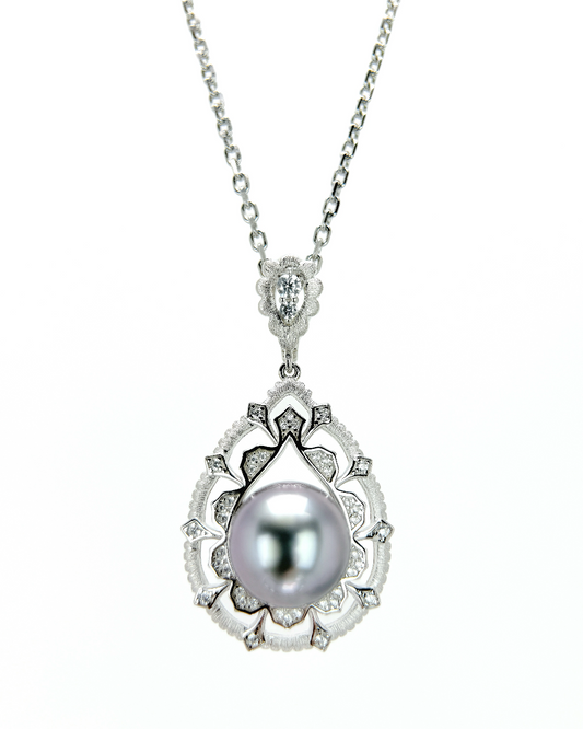 DAPHIRA | Twilight Grace Pendant