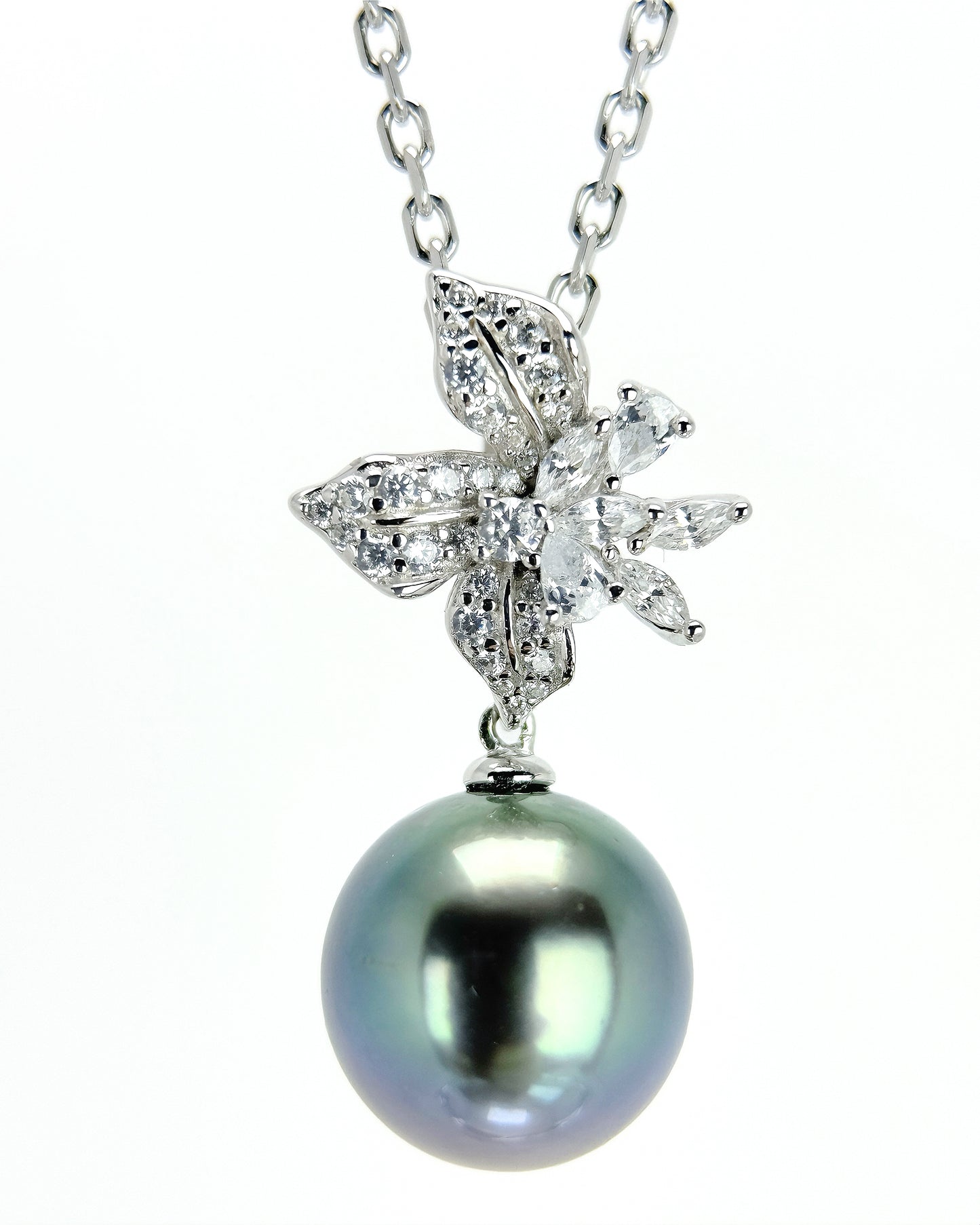 BLUMA | Blooming Pendant
