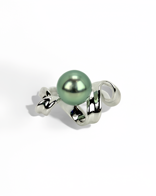 FLUXA | Ribbon Ring