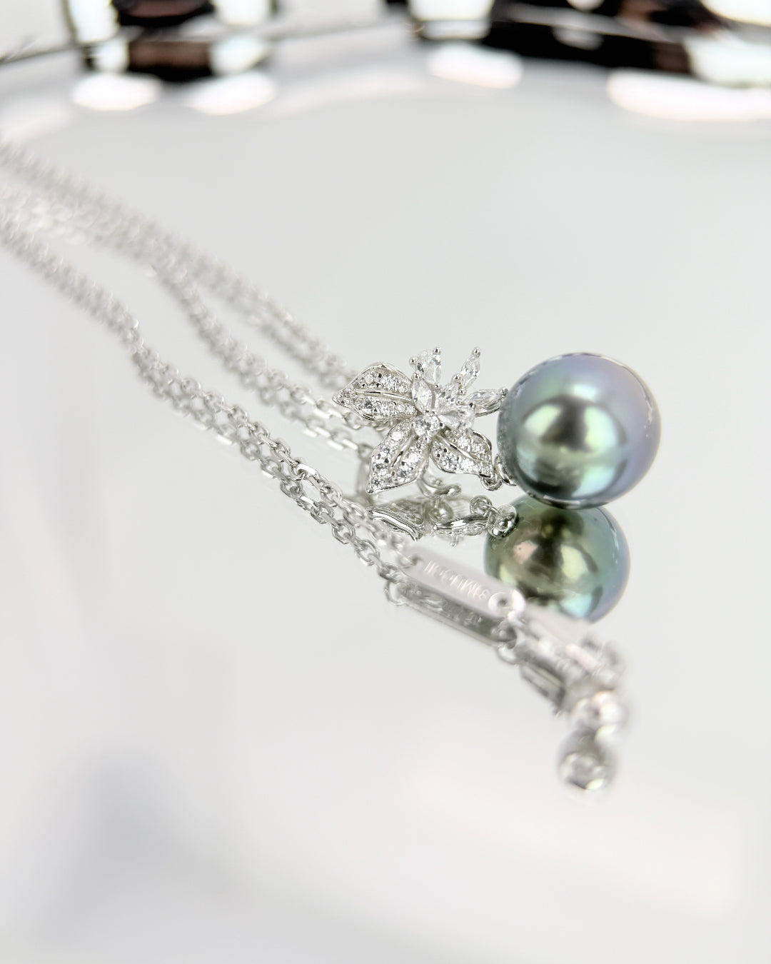 BLUMA | Blooming Pendant