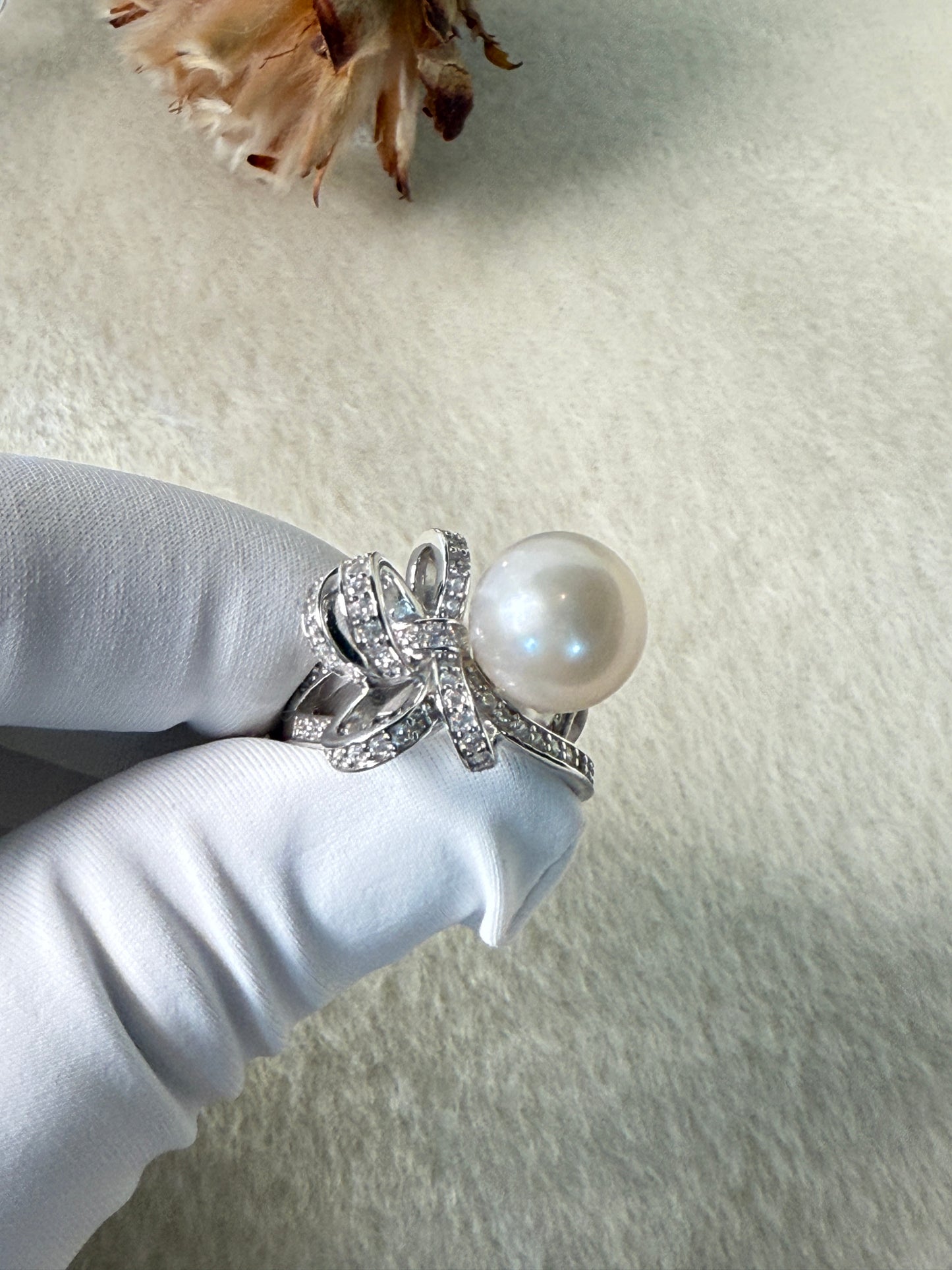 Odette | Adjustable Ring with White Freshwater Pearl