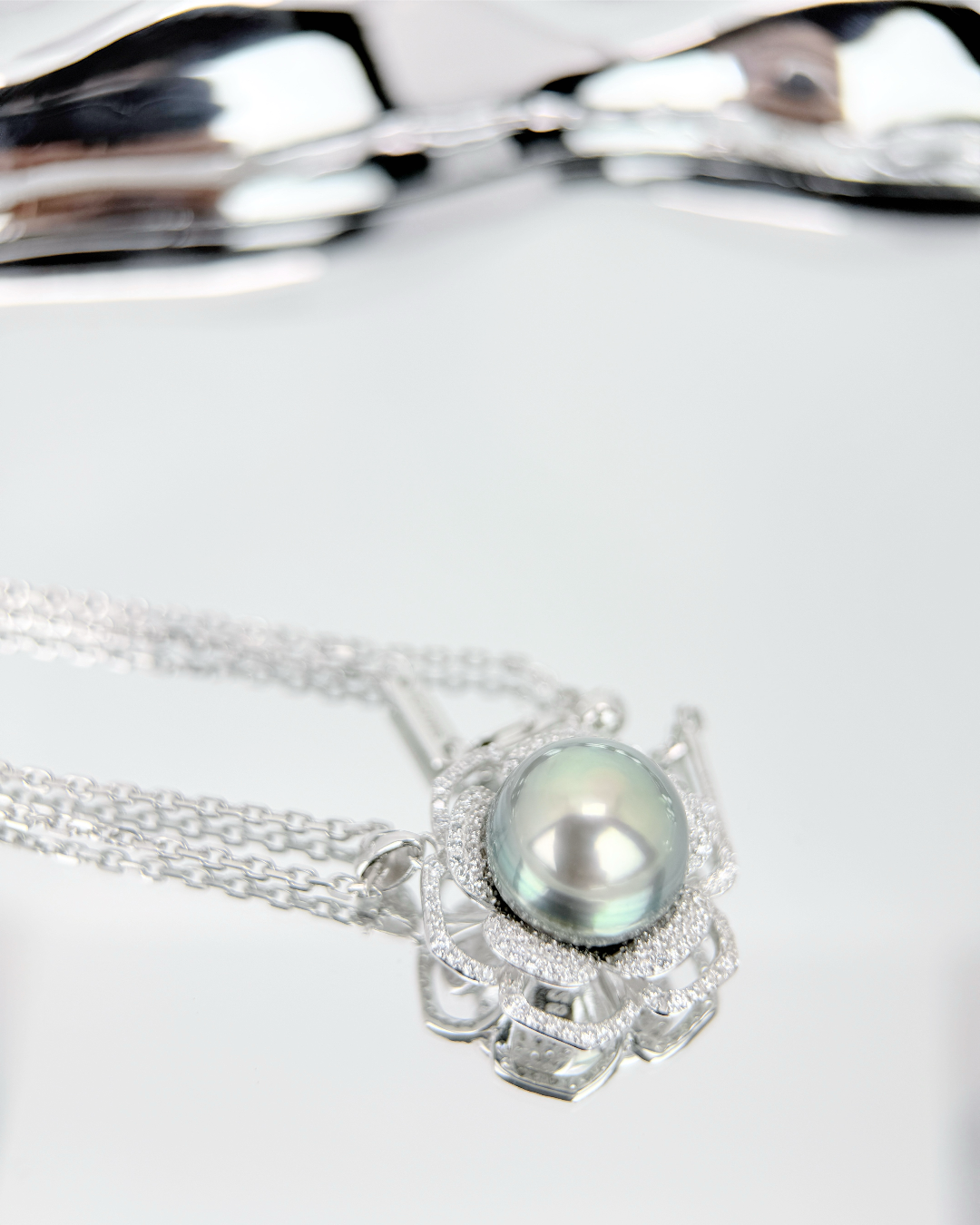 CELENE | Camellia Pendant