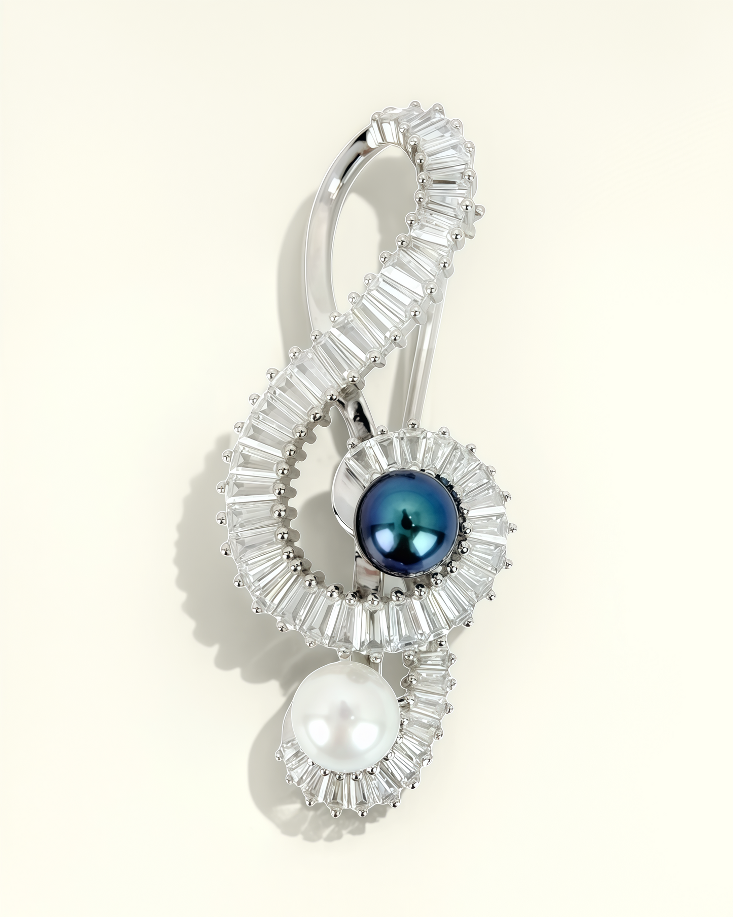 Treble Clef | Freshwater pearl Brooch
