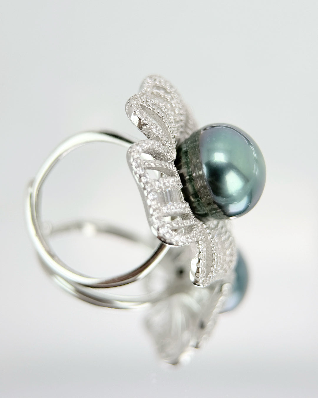 Orea | Adjustable Ring with Tahitian Pearl
