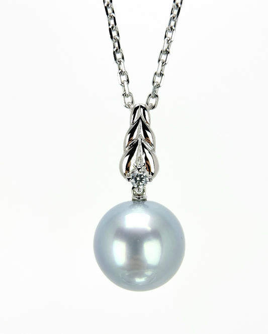 LUMIRA | The Flame of the sea Pendant