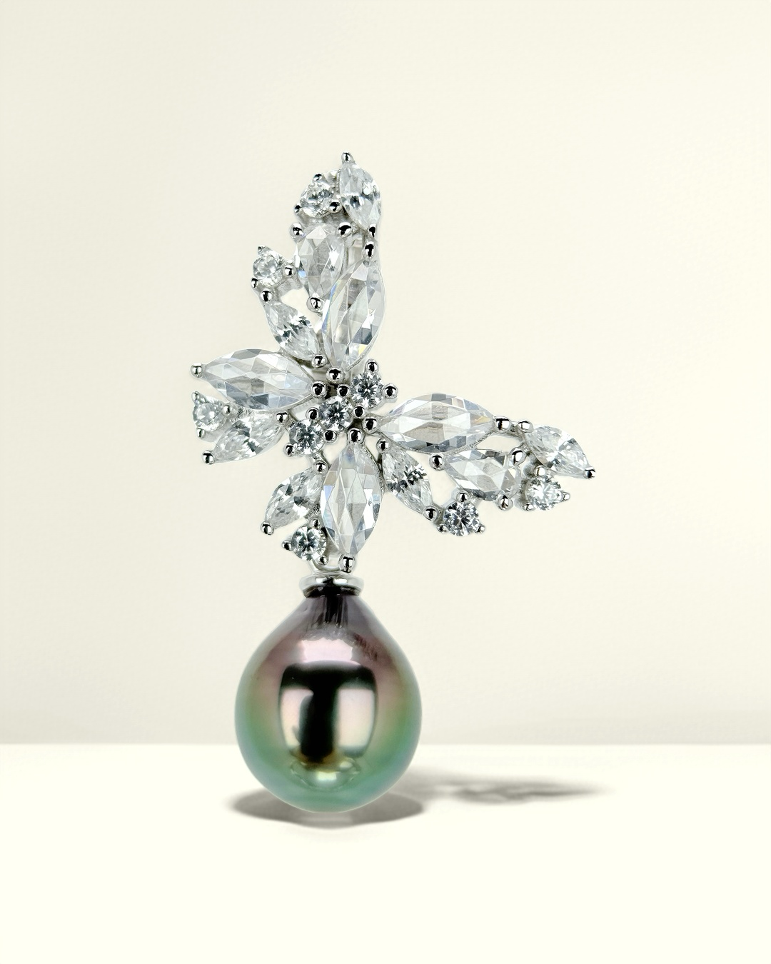 BELVIA | The Butterfly Pendant