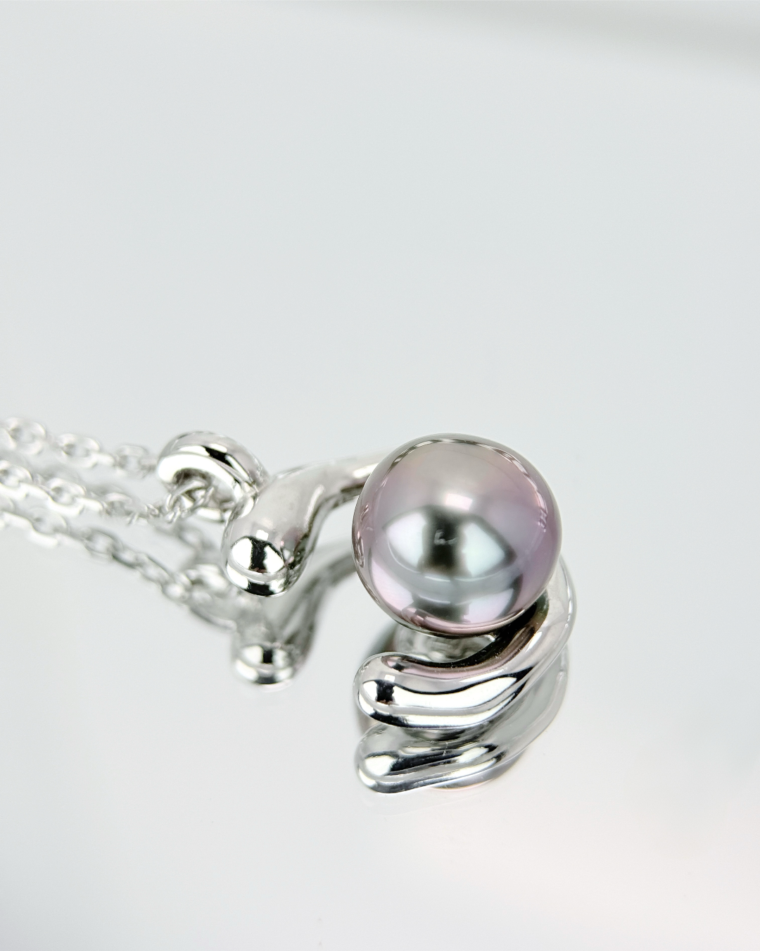 MIREA | The Moon Pendant