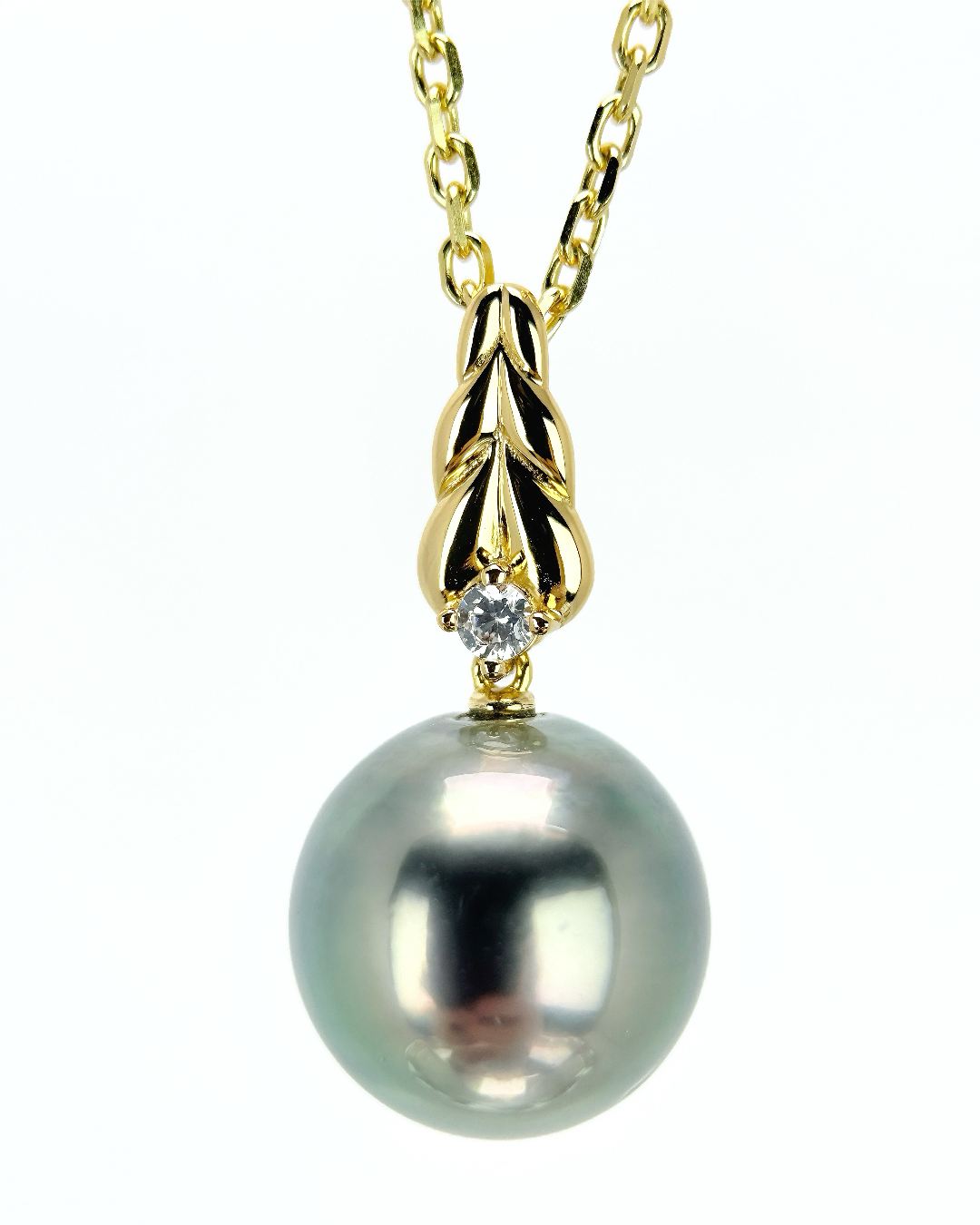 LUMINA | The Flame of the sea Pendant