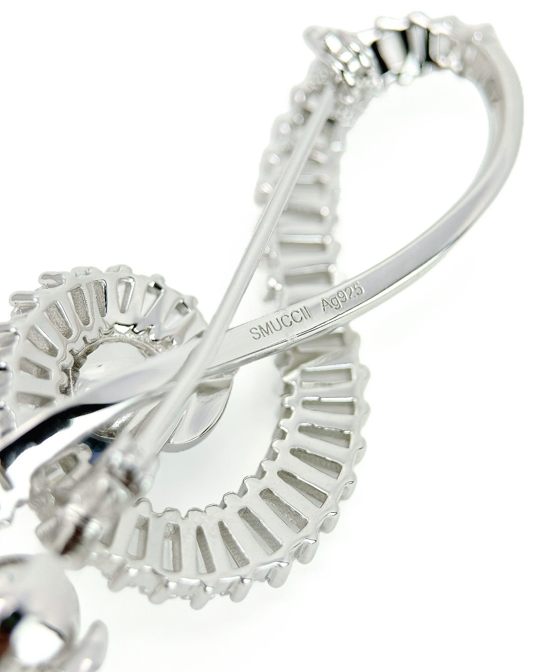 Treble Clef | Freshwater pearl Brooch
